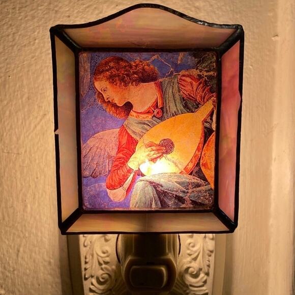 Melozzo da Forlì Angel Playing The Lute Nightlight Light Decor Plug In Vintage - Picture 1 of 10